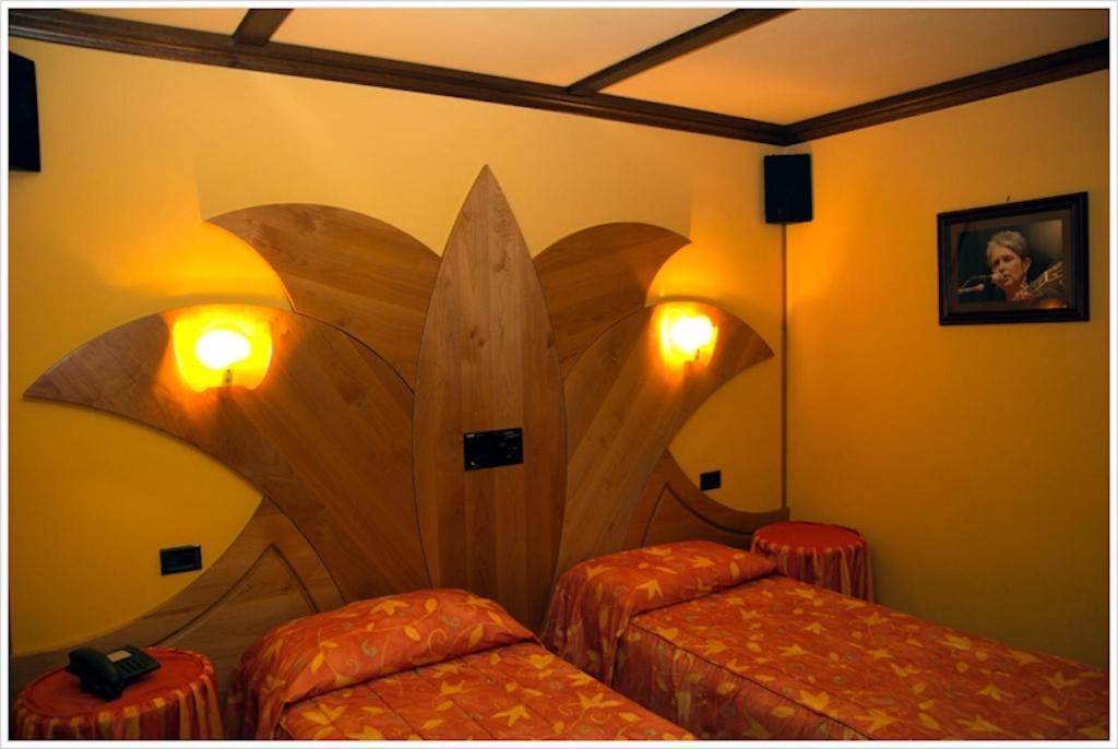 California Hotel 3*
